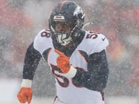Von Miller’s agents say Broncos star has COVID-19