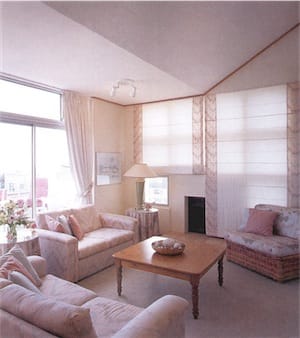 HiCeiling-s Livingroom with high ceiling