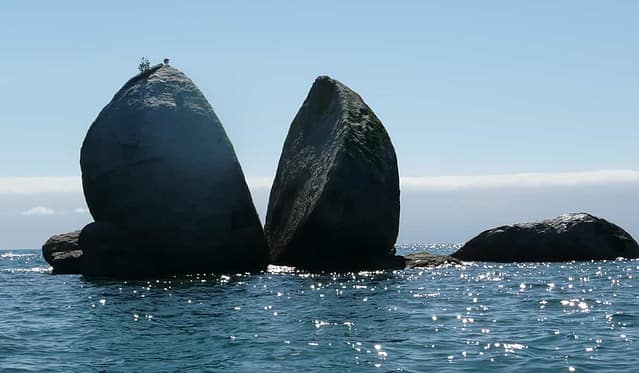 Cracked-a-Rock-split-South-African