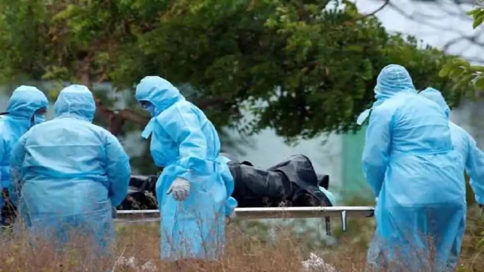 Delhi HC raps government as dead bodies of COVID-19 patients not being cremated